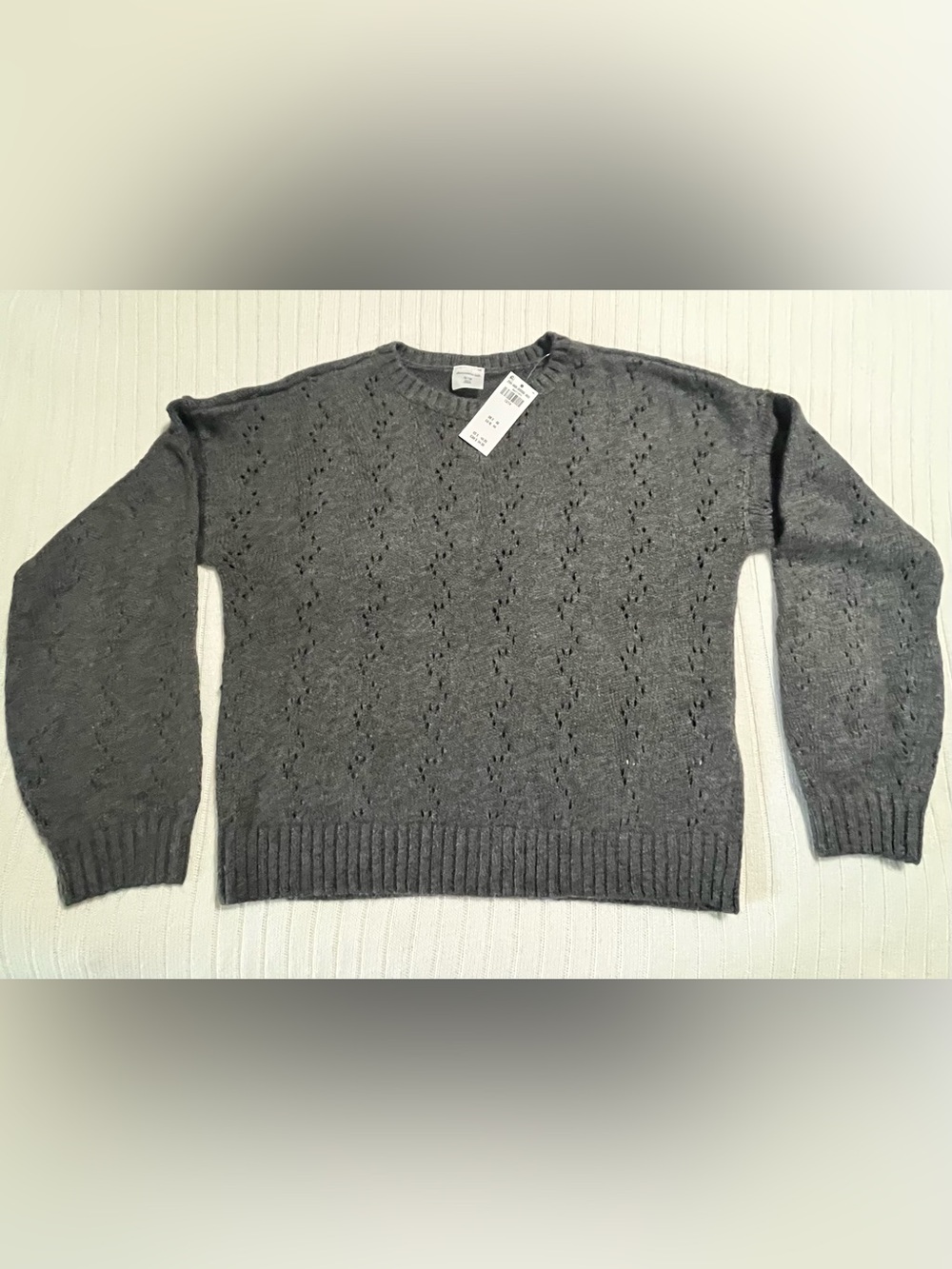 abercrombie kids Girls 13/14 Dark Gray Eyelet Knit Sweater NWT